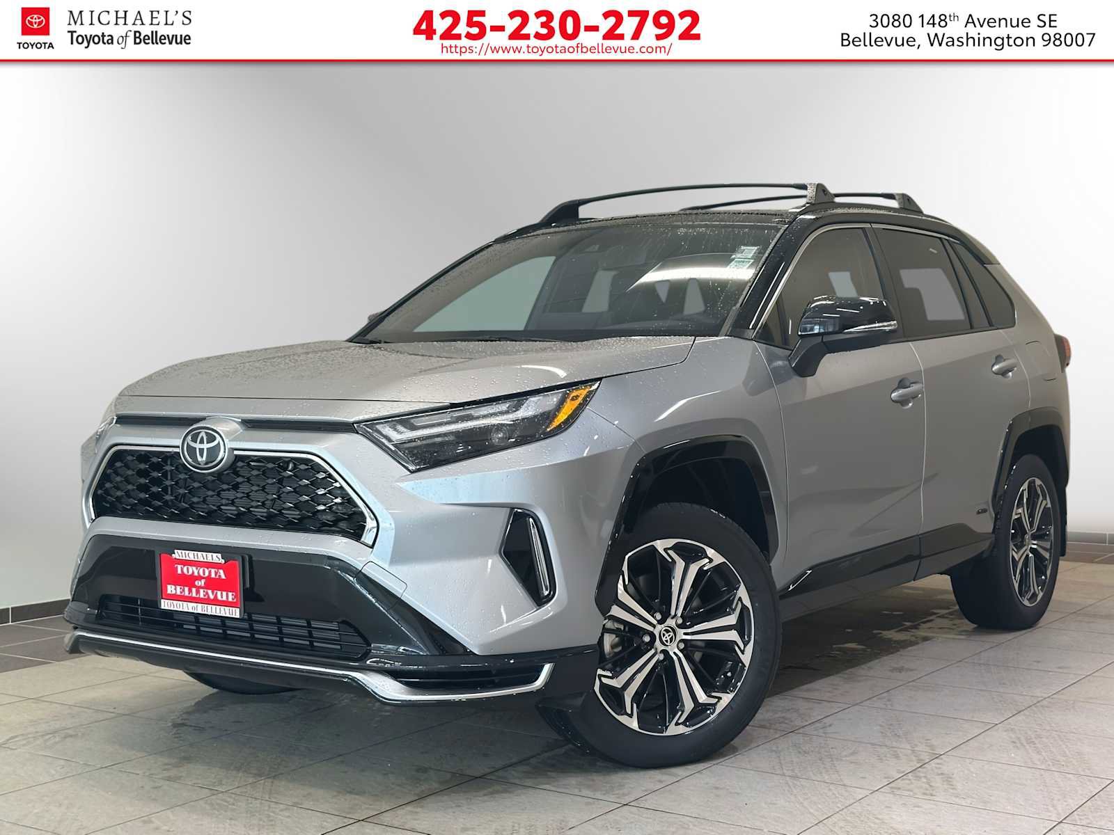 2025 Toyota RAV4 XSE