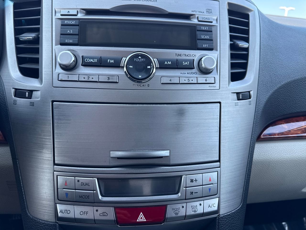 2010 Subaru Outback 2.5i Limited