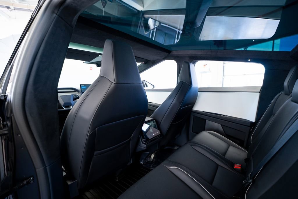 2024 Tesla Cybertruck AWD Crew Cab