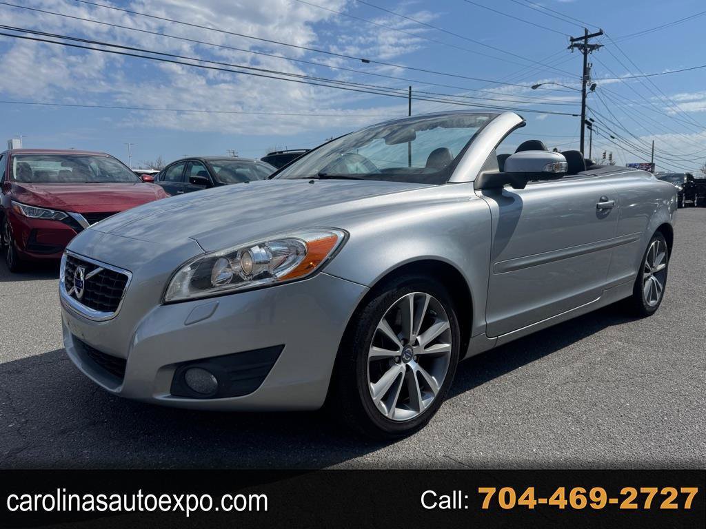 Used 2011 Volvo C70 T5 w/ Multimedia Pkg