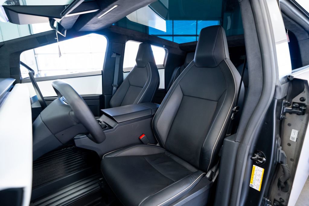 2024 Tesla Cybertruck AWD Crew Cab