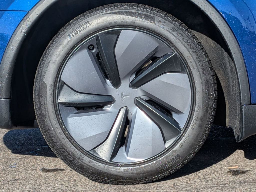 2026 Tesla Model Y Long Range