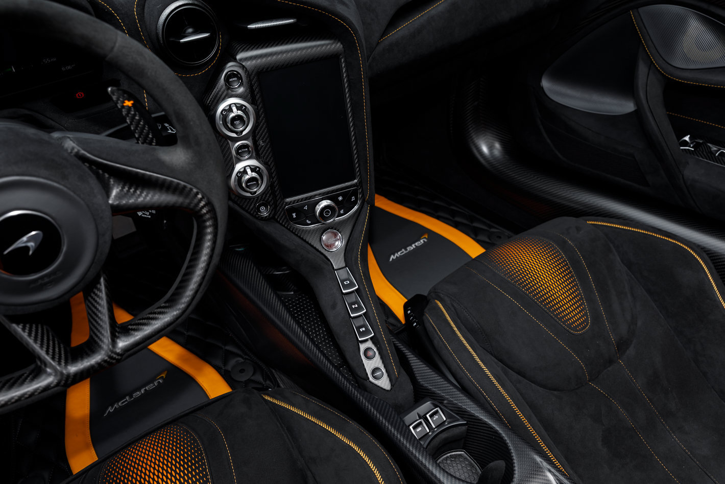 Used 2022 McLaren 765LT photo 52