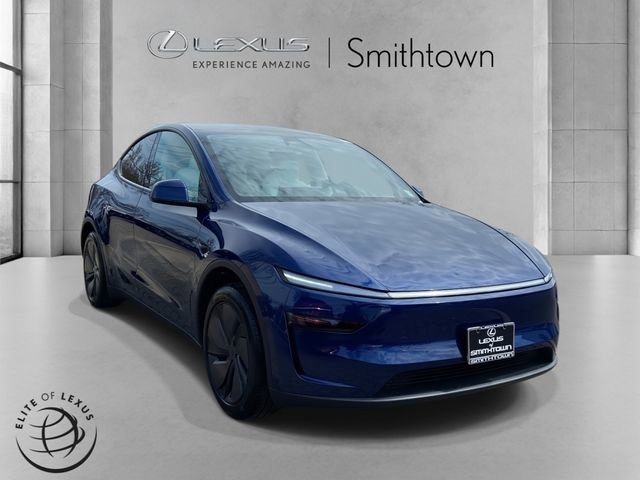 2026 Tesla Model Y 2WD
