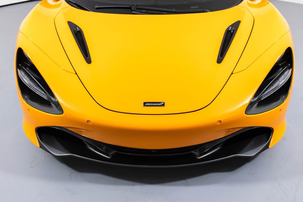 Used 2021 McLaren 720S Performance photo 14