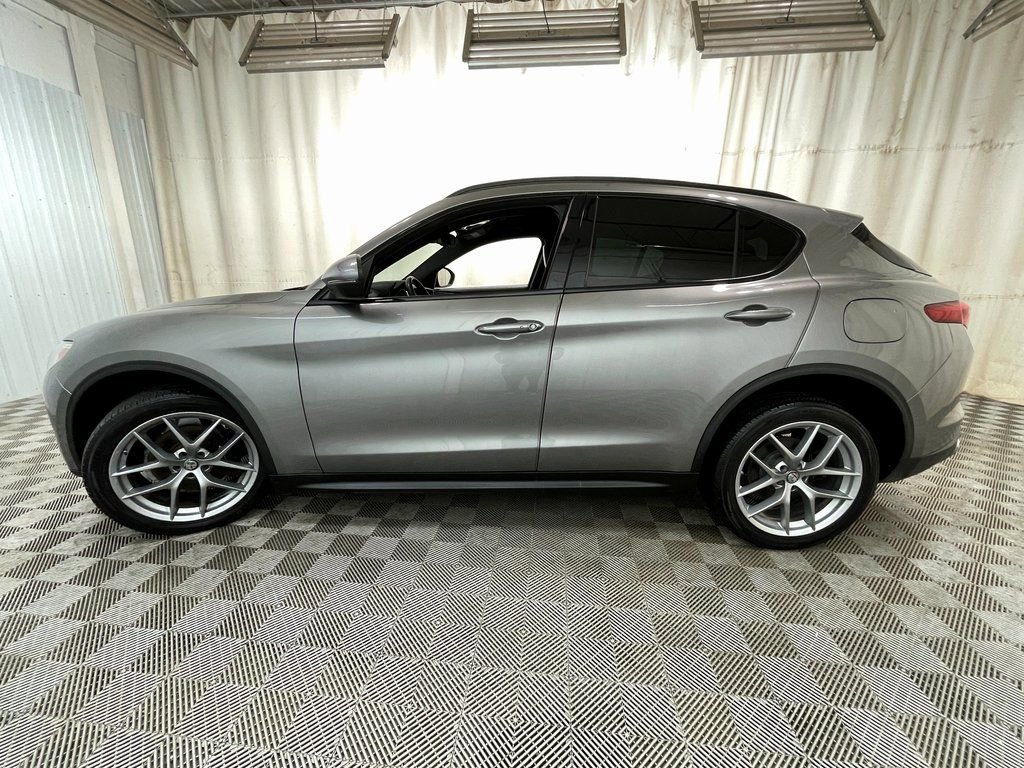 2018 Alfa Romeo Stelvio Ti Sport