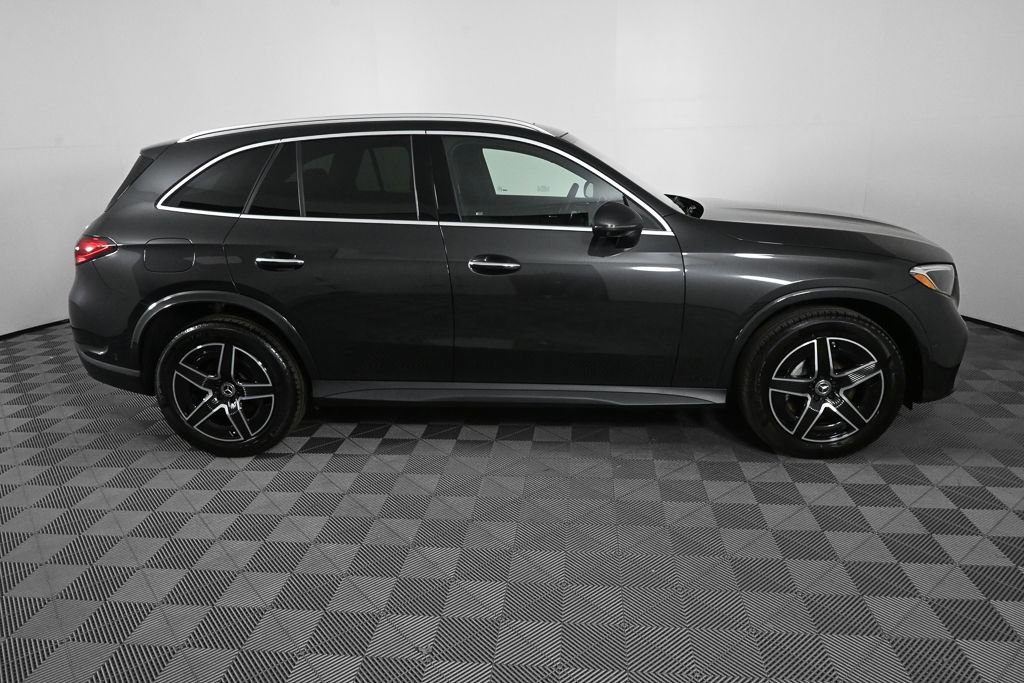 2025 Mercedes-Benz GLC 300 4MATIC
