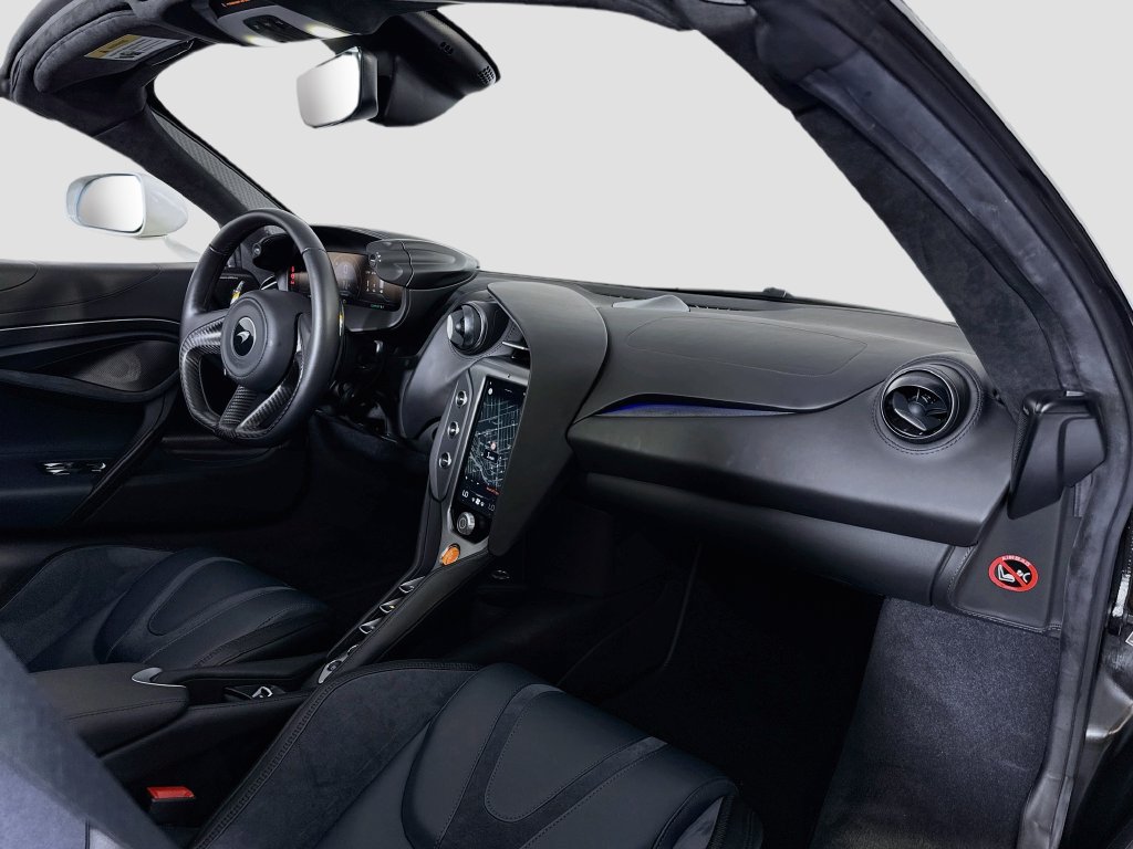 Used 2025 McLaren 750S Spider photo 15