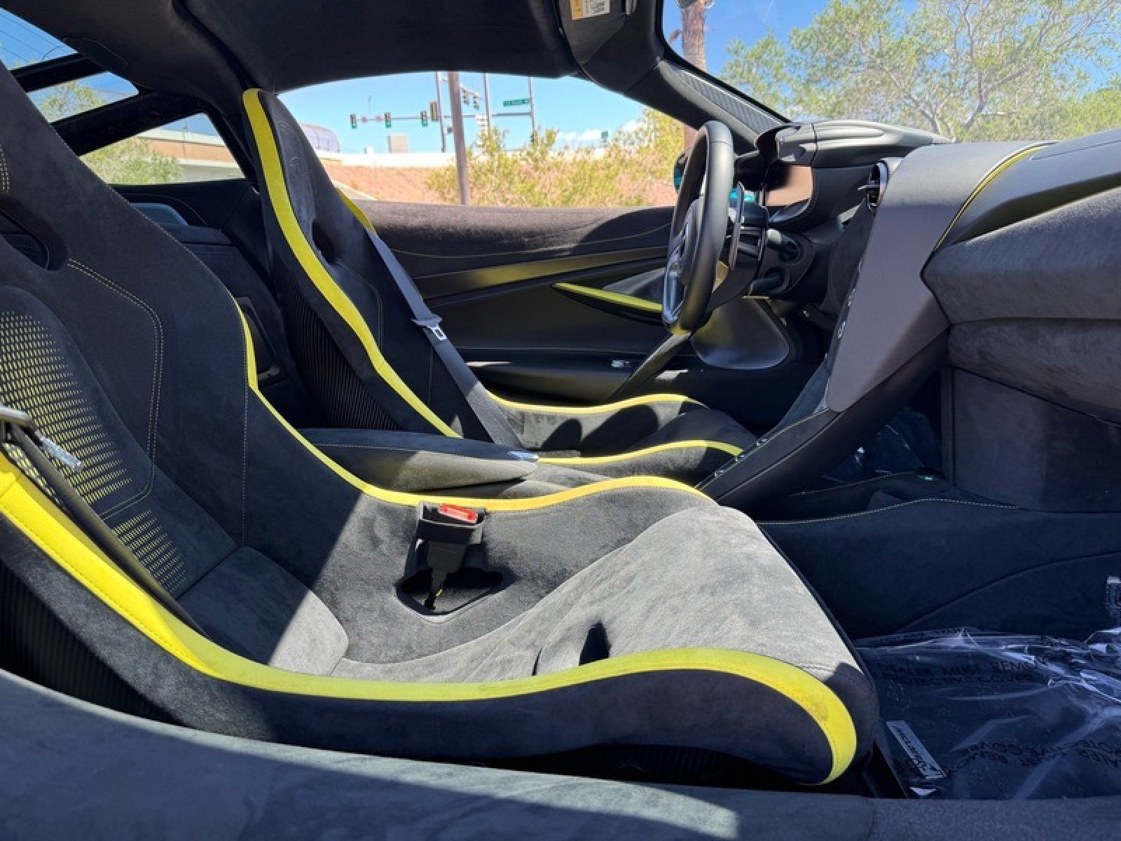 Used 2024 McLaren 750S photo 23
