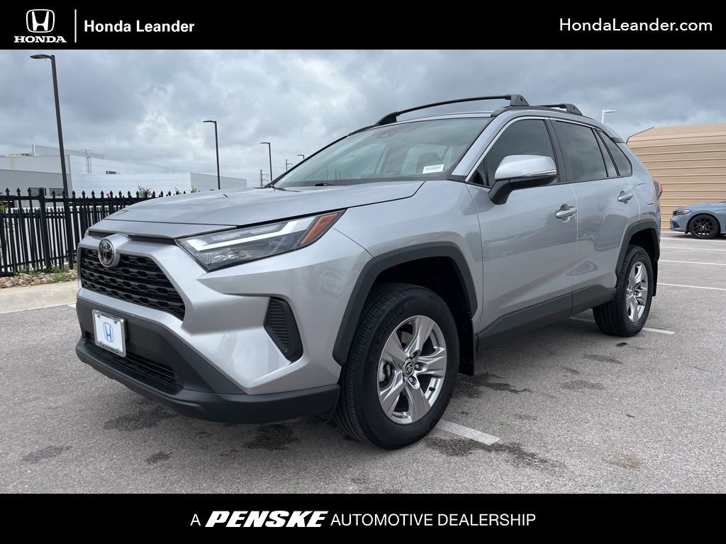 2023 Toyota RAV4 XLE