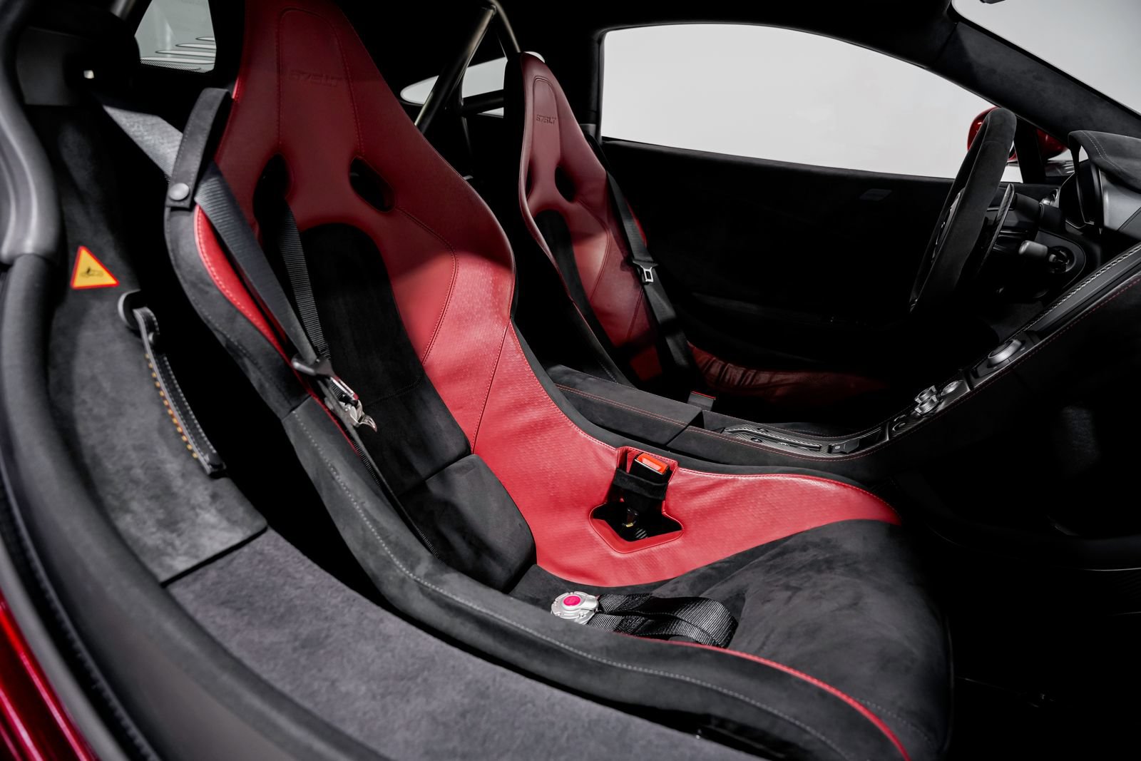 Used 2016 McLaren 675LT Coupe photo 21