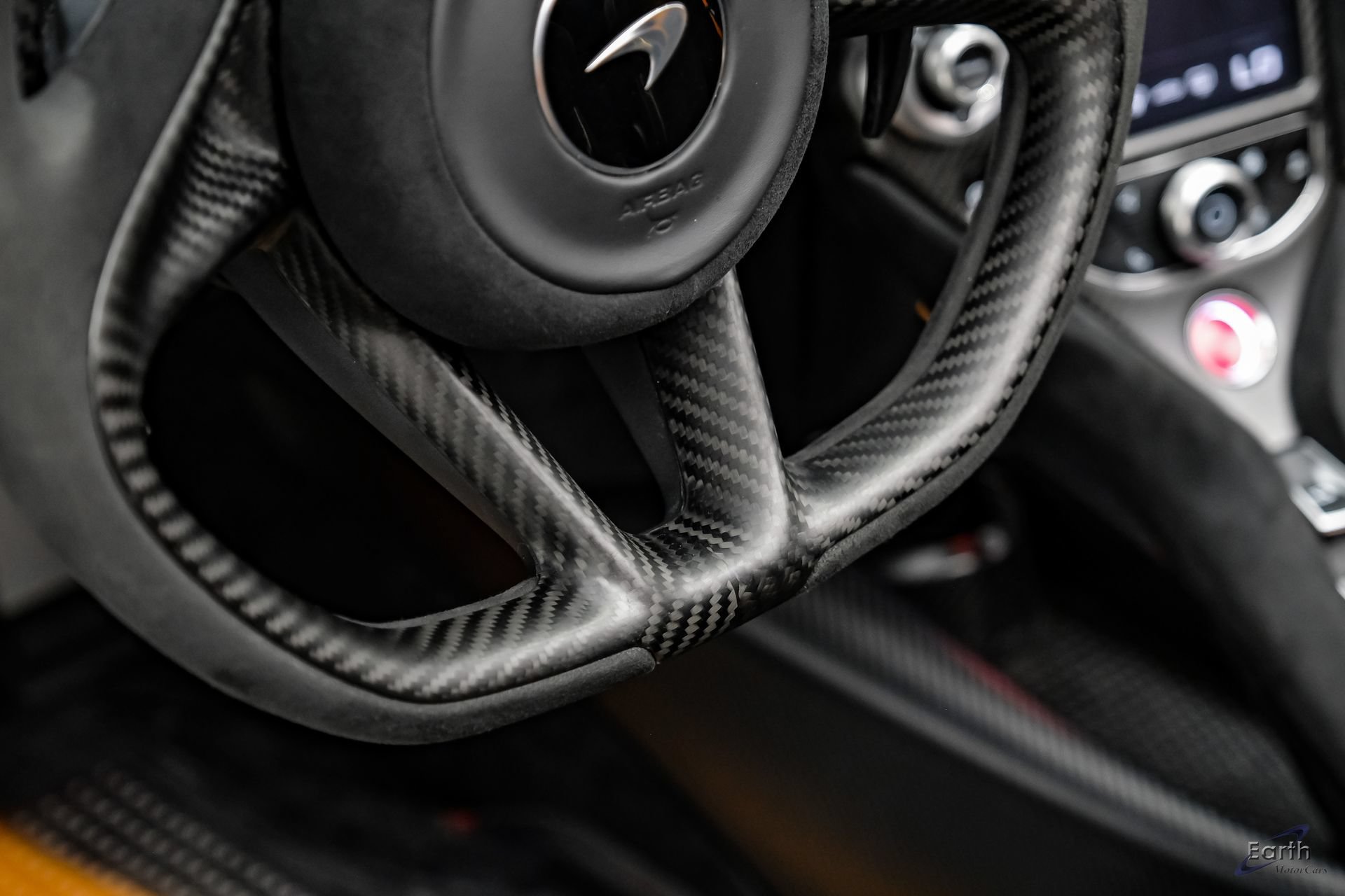 Used 2022 McLaren 765LT photo 62