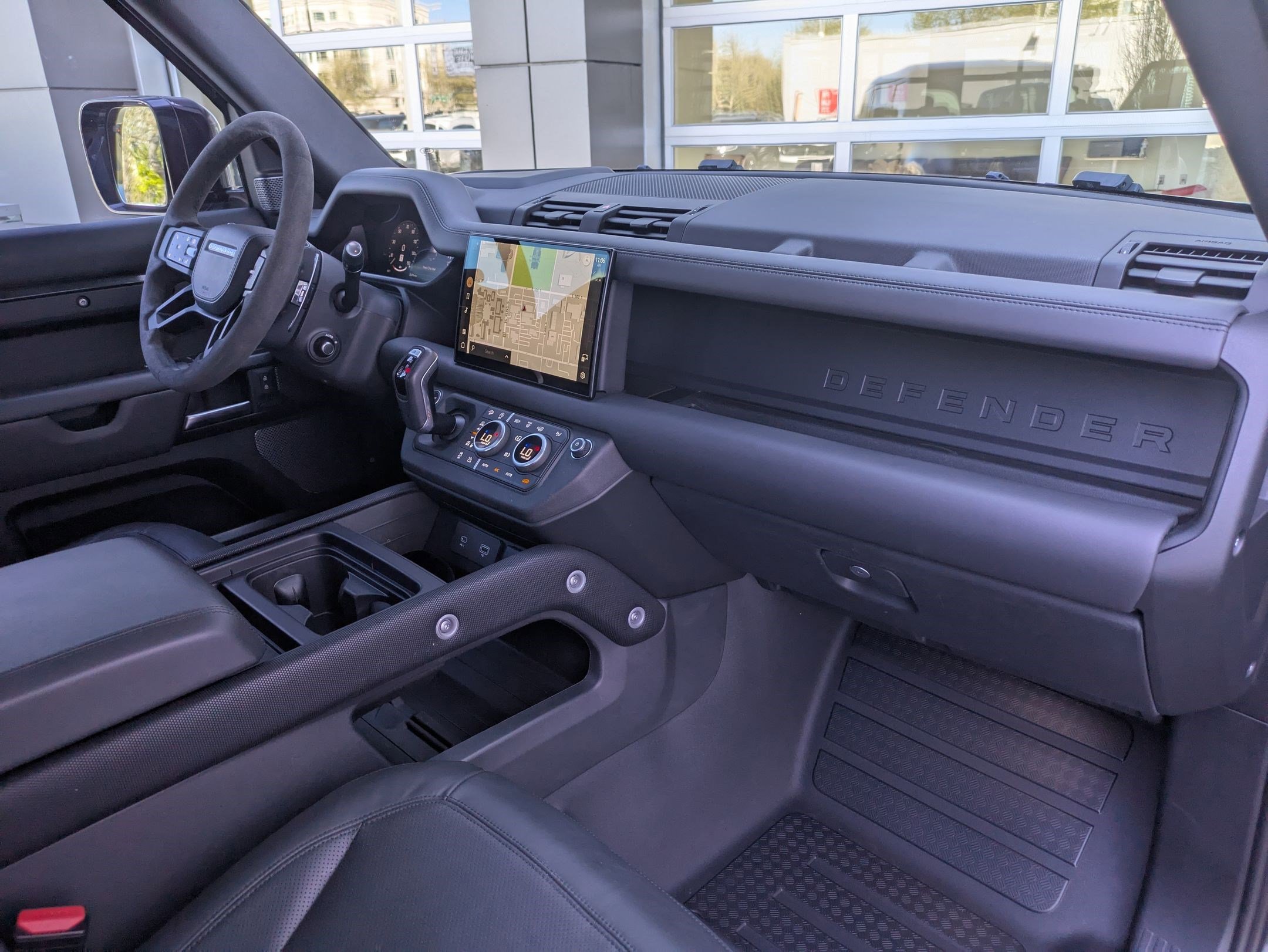 2024 Land Rover Defender 110 Carpathian Edition