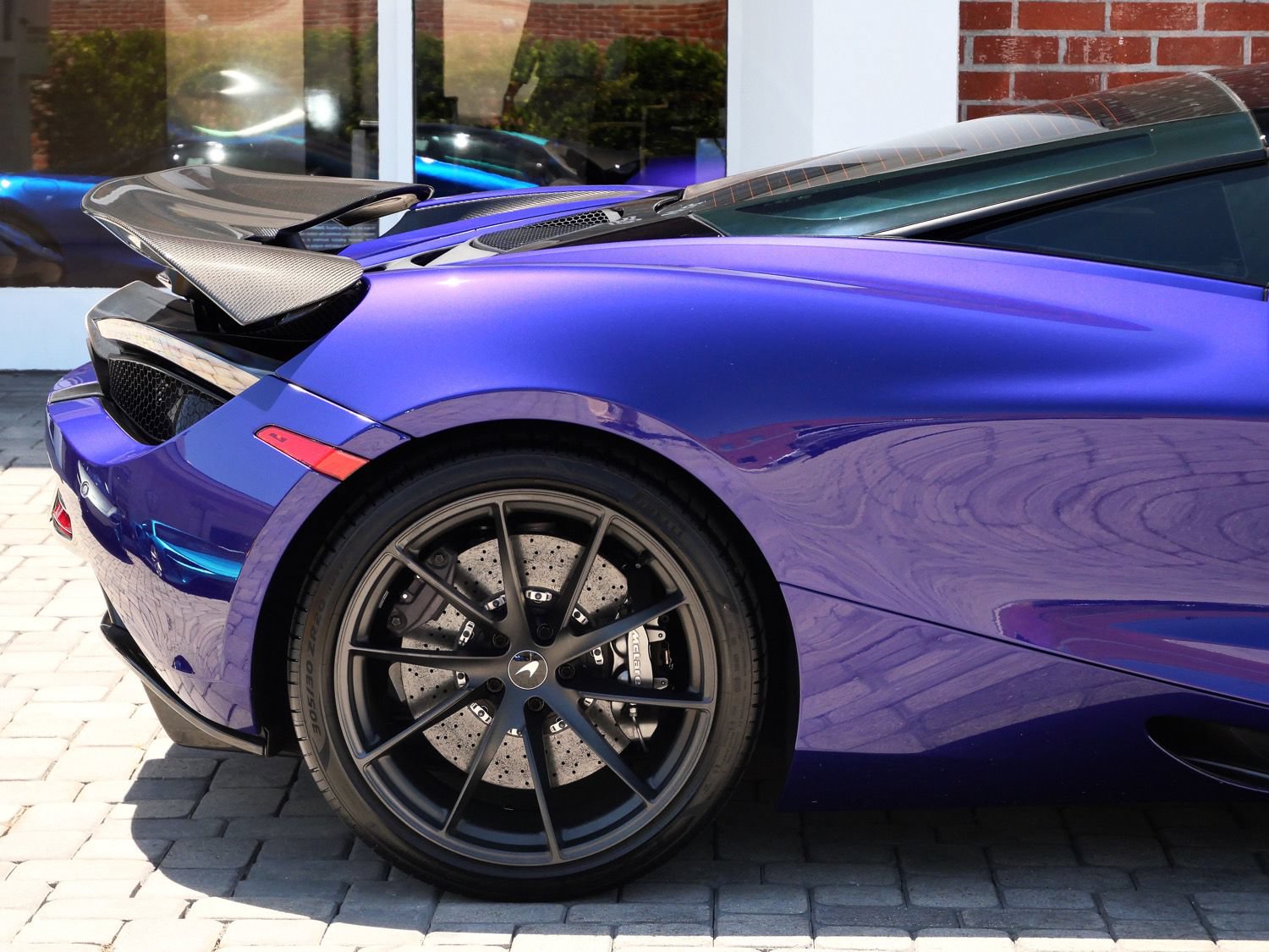 Used 2020 McLaren 720S photo 18