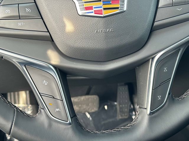 2025 Cadillac XT5 Luxury