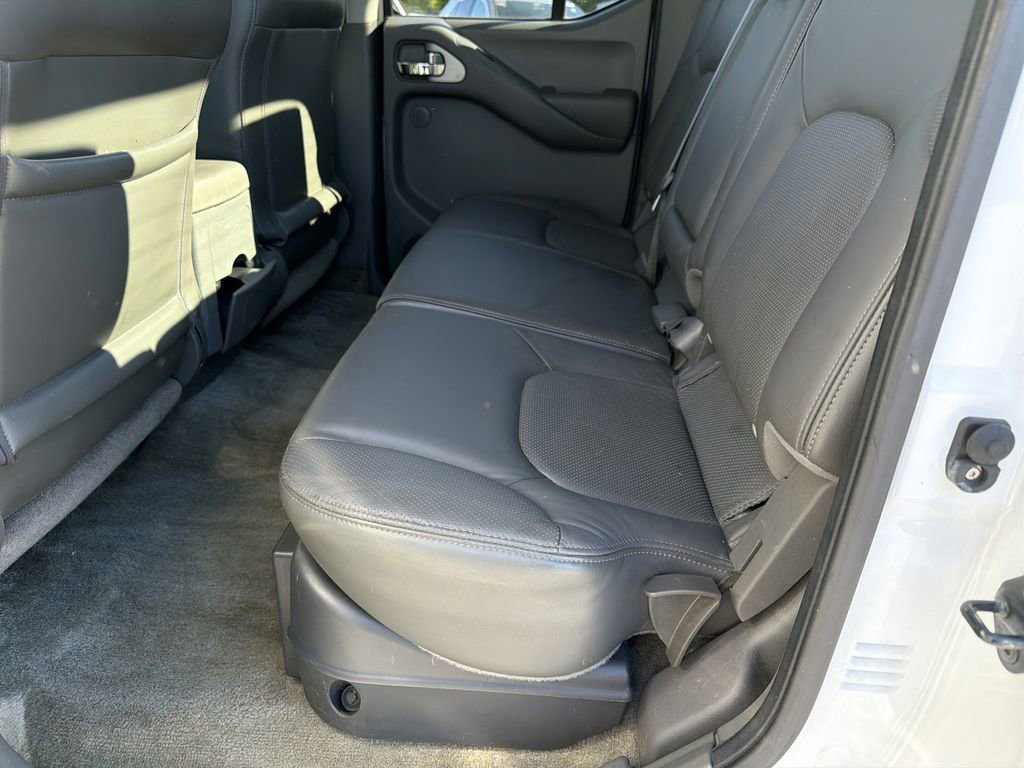 2011 Nissan Frontier SL