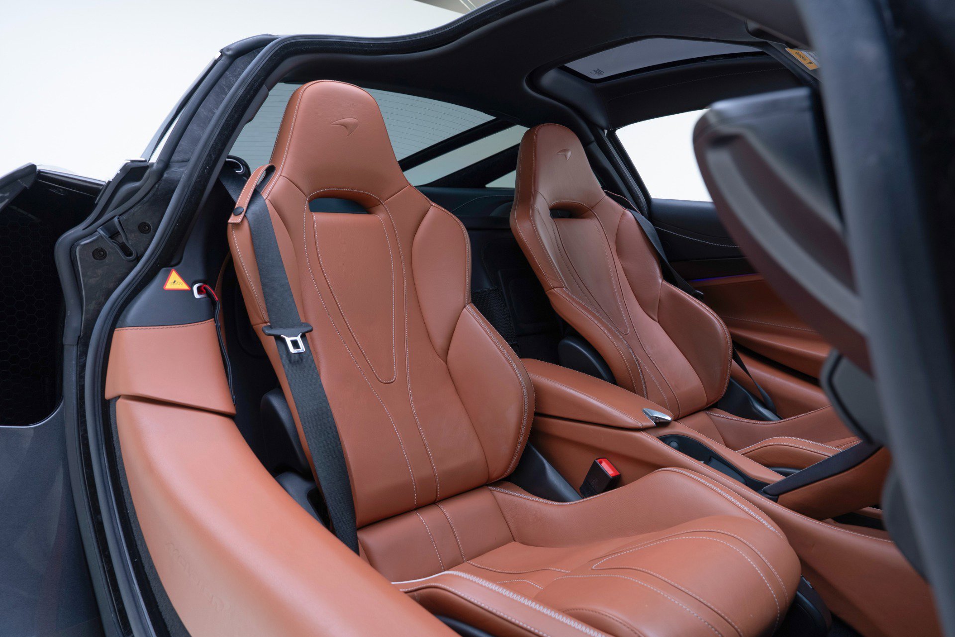Used 2018 McLaren 720S Performance photo 22