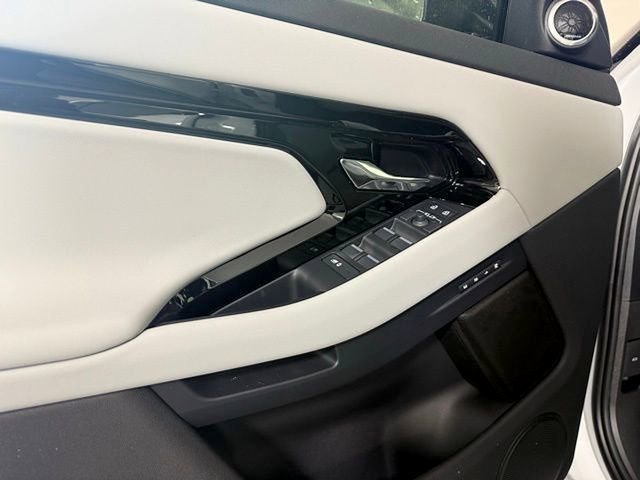 2026 Land Rover Range Rover Evoque S