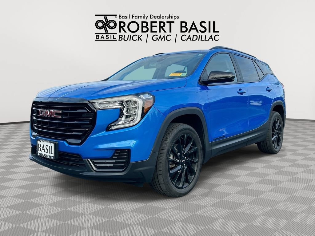 Used 2024 GMC Terrain SLE w/ Driver Convenience Package
