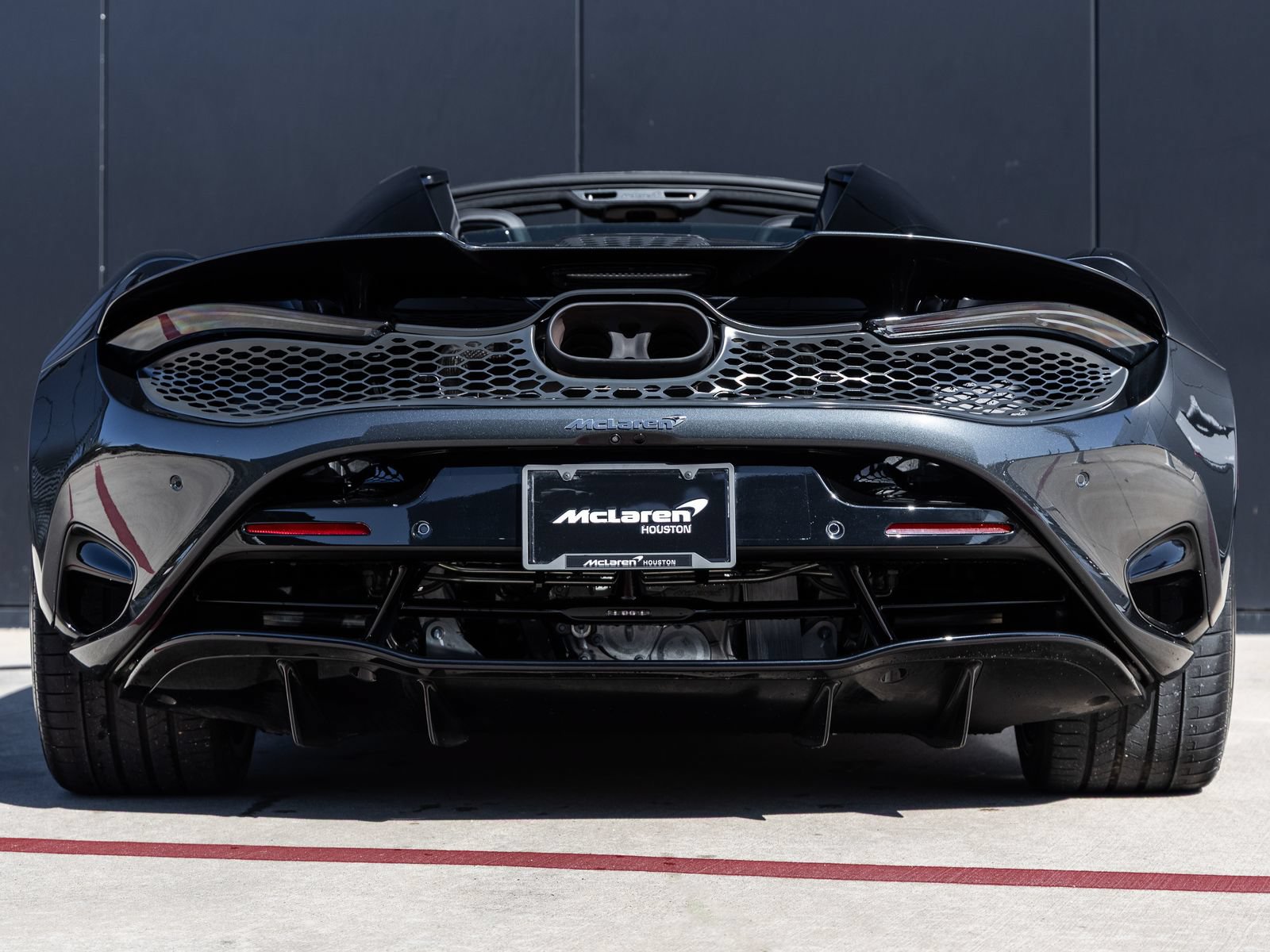 Used 2024 McLaren 750S Spider photo 9