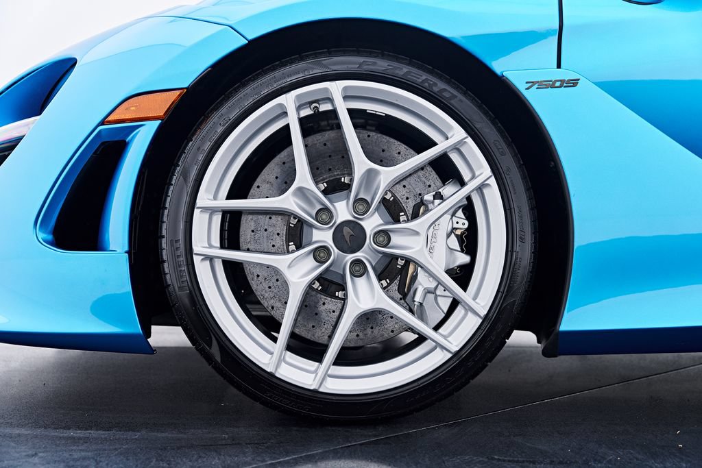 Used 2025 McLaren 750S Spider 3