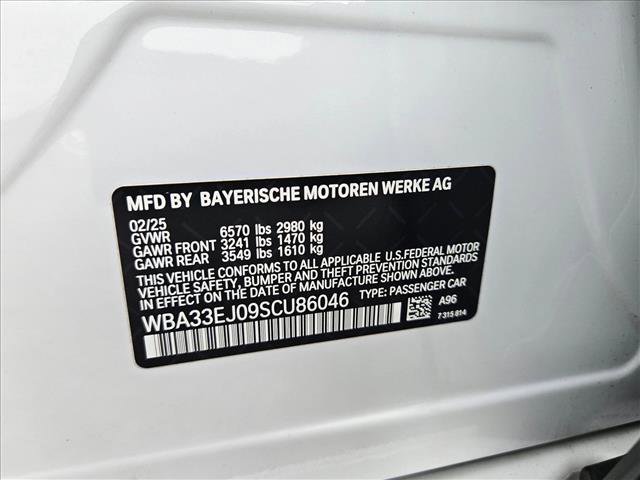 2025 BMW 760i xDrive