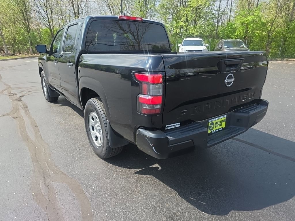 2022 Nissan Frontier S
