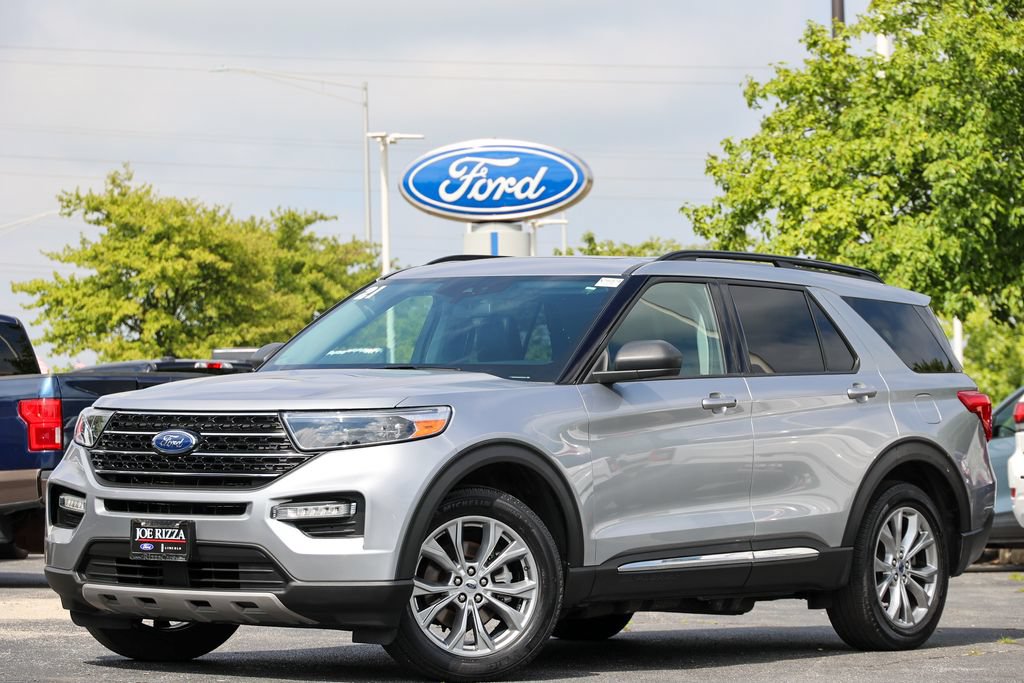 Certified 2021 Ford Explorer XLT w/ Equipment Group 202A
