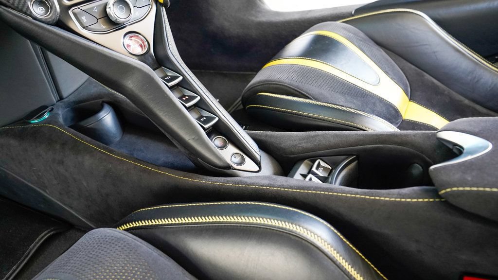 Used 2021 McLaren 720S Spider photo 56