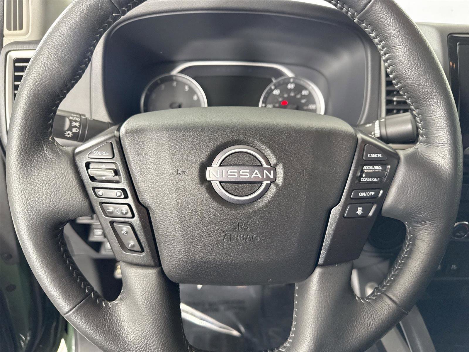 2023 Nissan Frontier SV