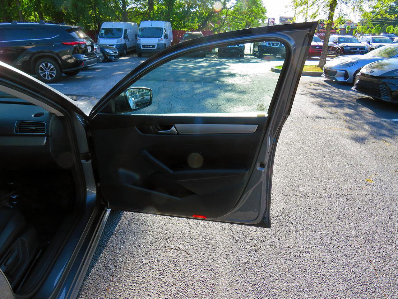 2014 Volkswagen Passat 1.8T SE