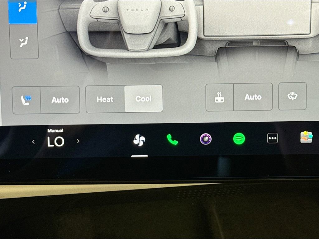 2022 Tesla Model X Plaid