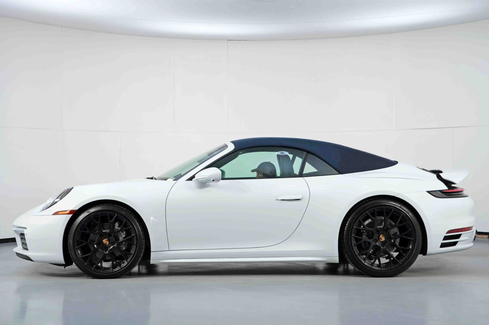 2022 Porsche 911 Carrera