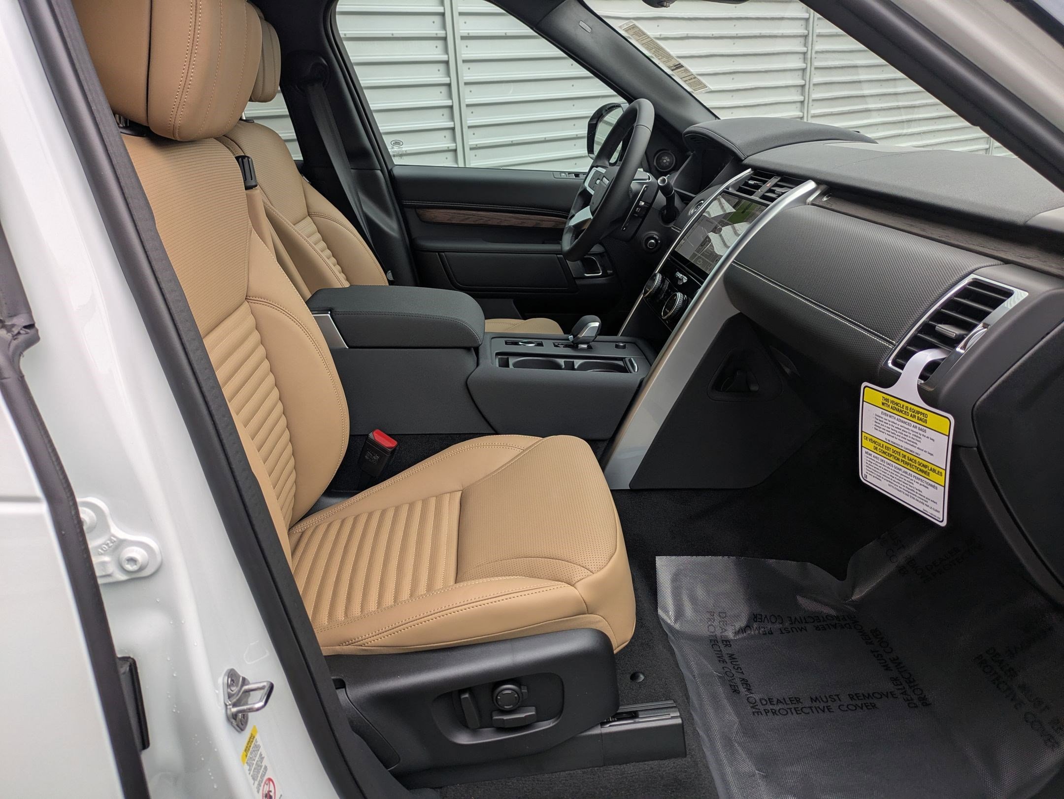 2026 Land Rover Discovery Dynamic SE