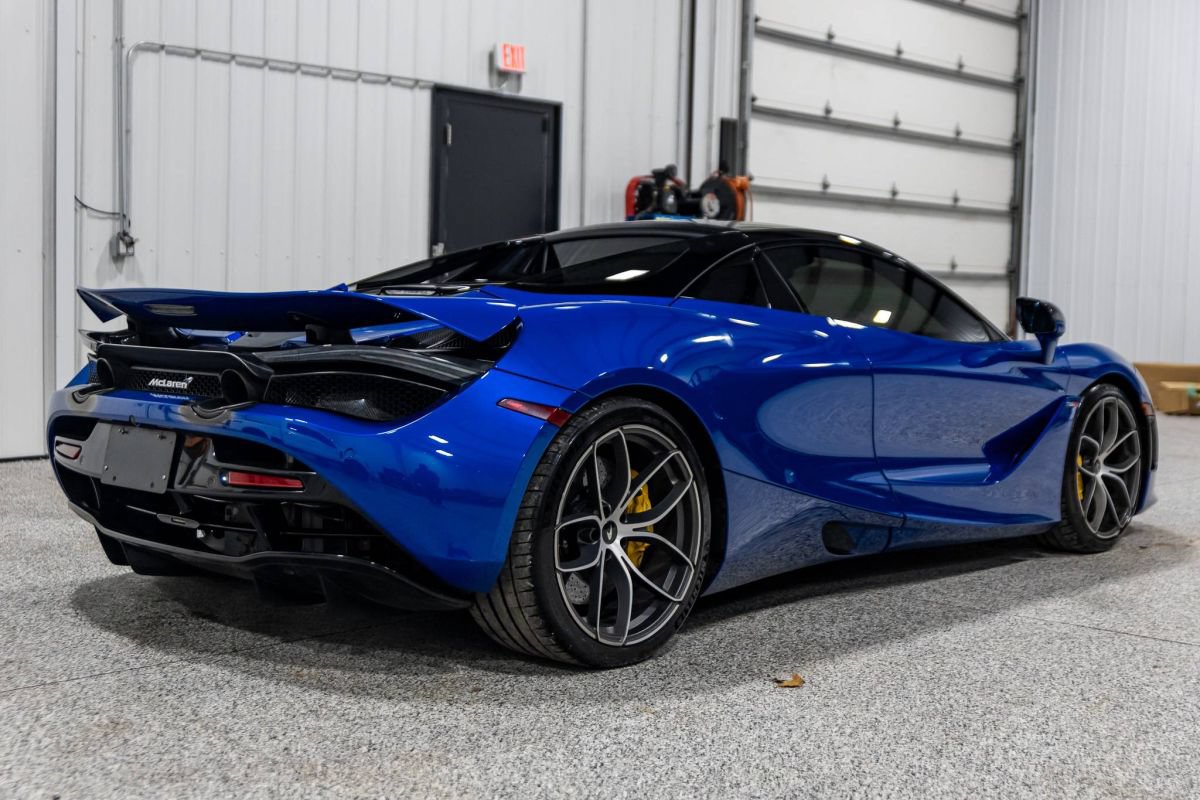 Used 2020 McLaren 720S Spider photo 10