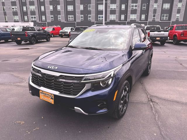 Used 2024 Kia Seltos EX