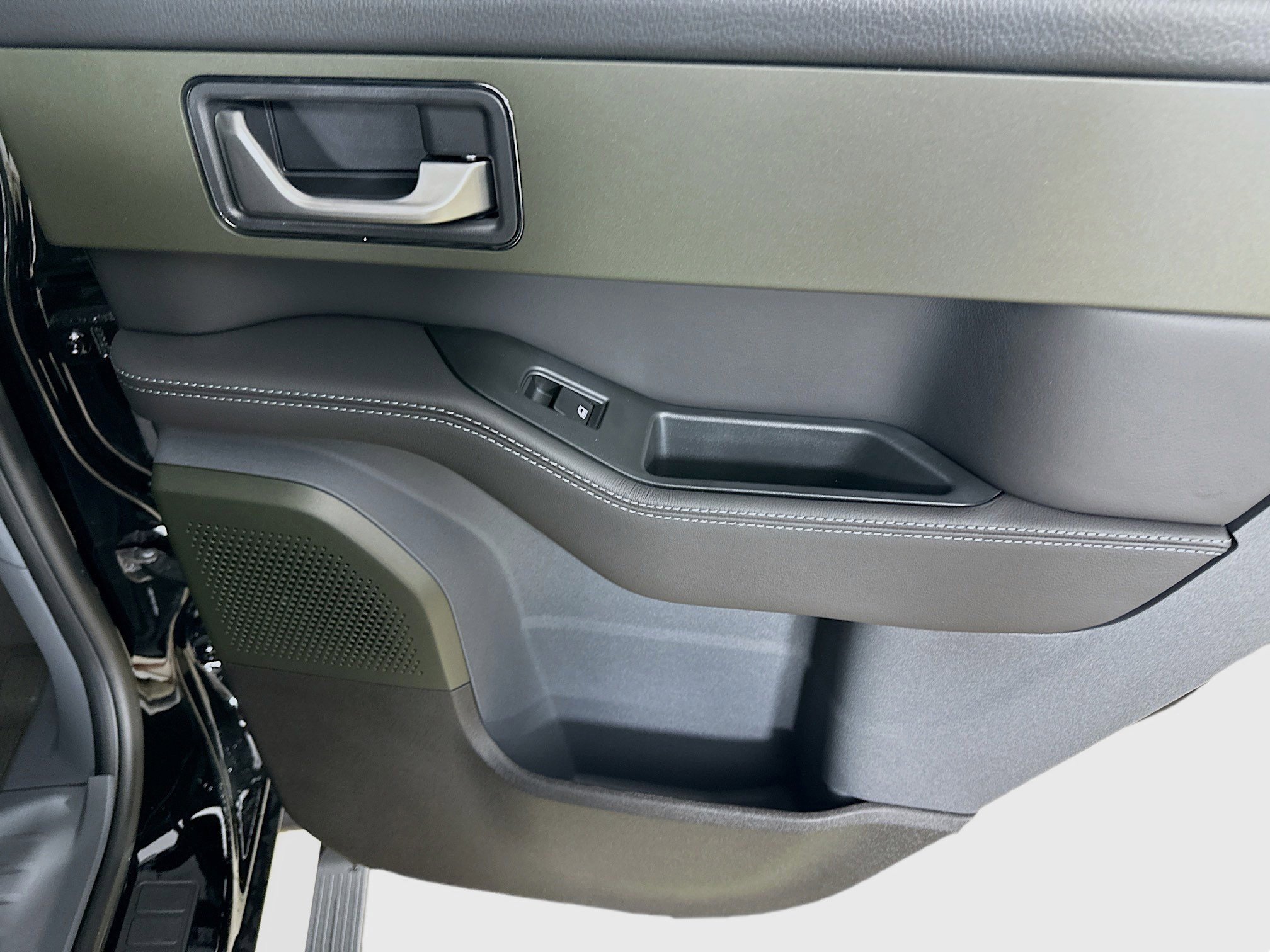 2025 INEOS Grenadier