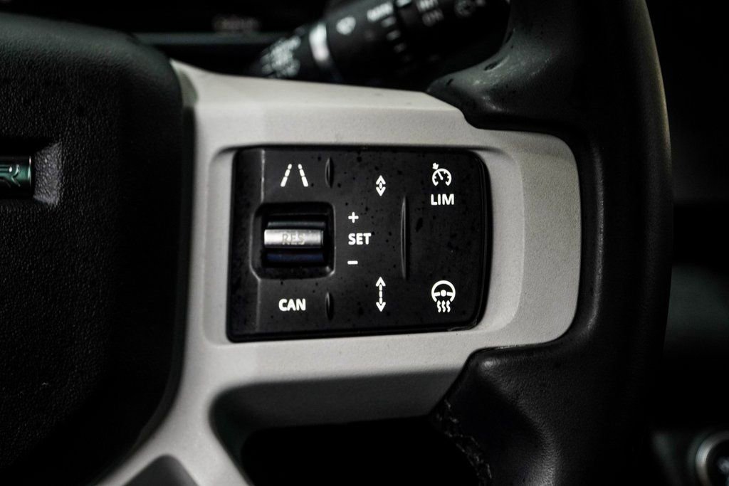 2025 Land Rover Defender 110 S