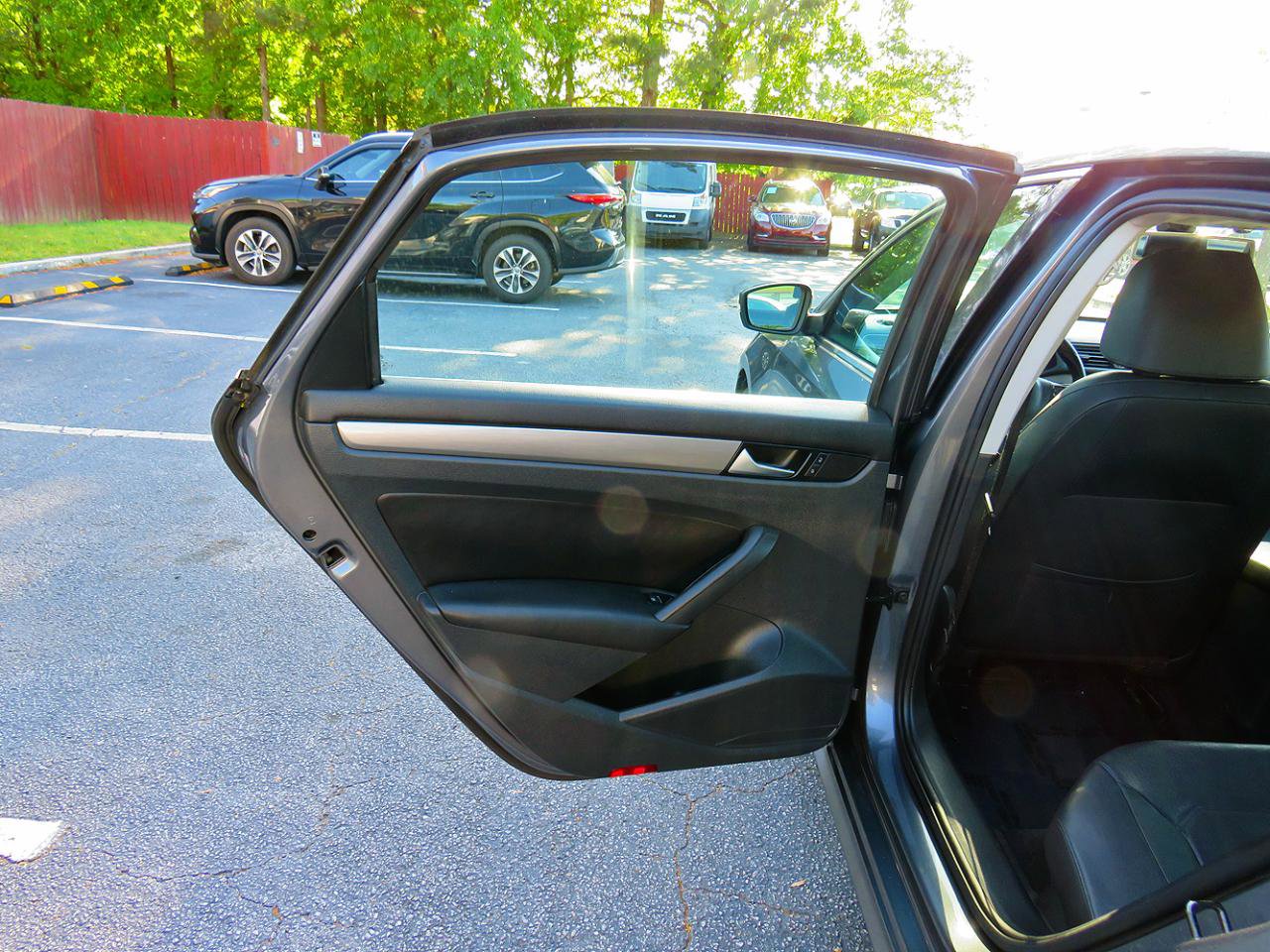 2014 Volkswagen Passat 1.8T SE