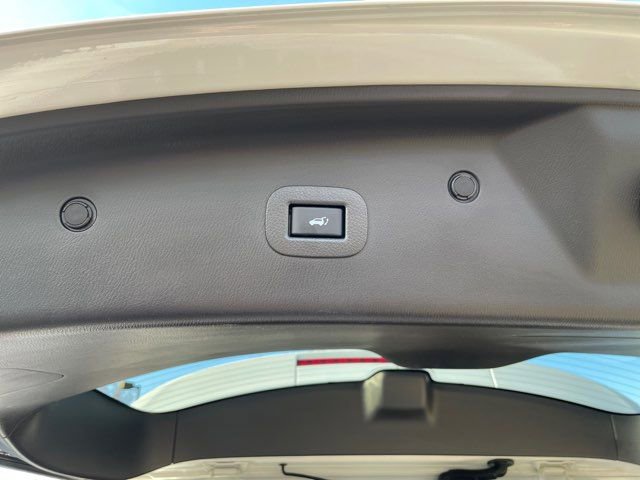 2023 INFINITI Qx80 Sensory