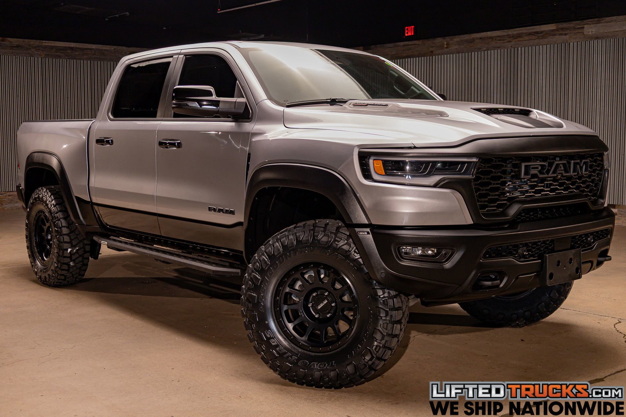Lifted Trucks in Phoenix, AZ | Rated 5 Stars | Kelley Blue Book