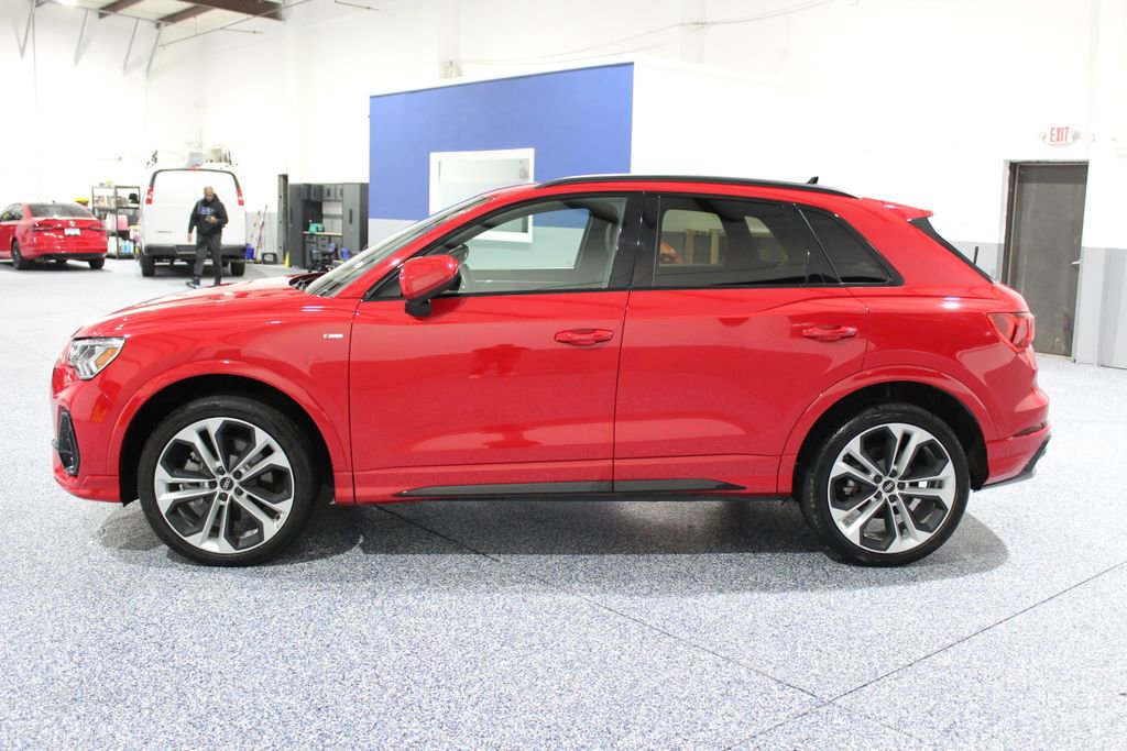 2022 Audi Q3 2.0T Premium Plus