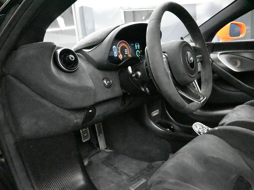 Used 2019 McLaren 600LT photo 20