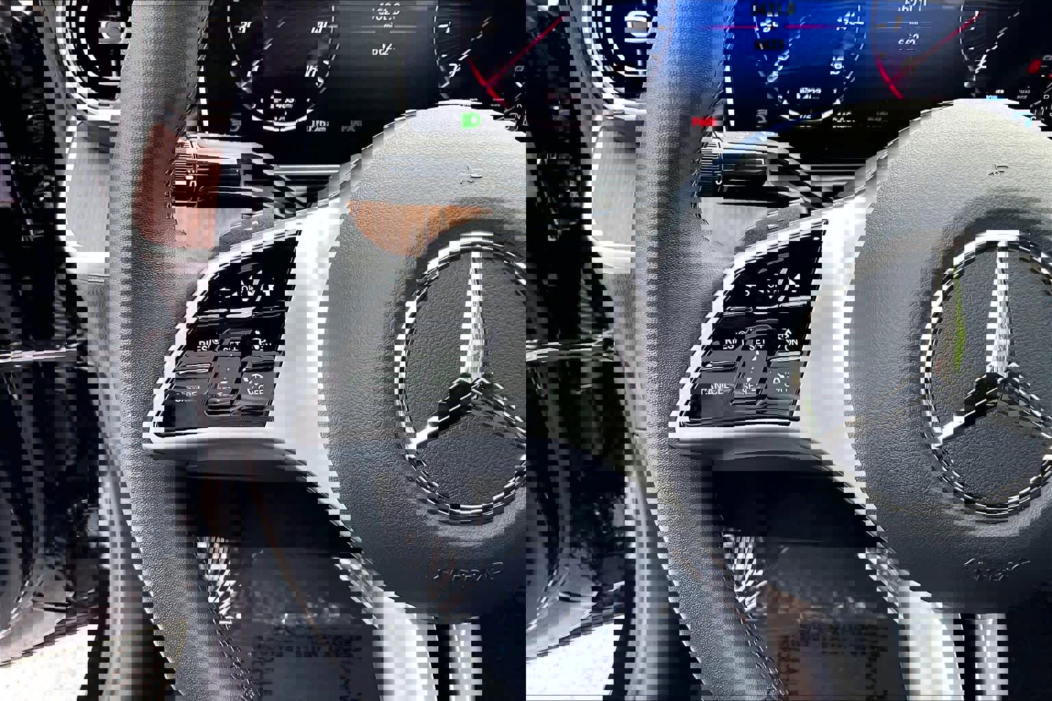 2025 Mercedes-Benz C 300 4MATIC Sedan