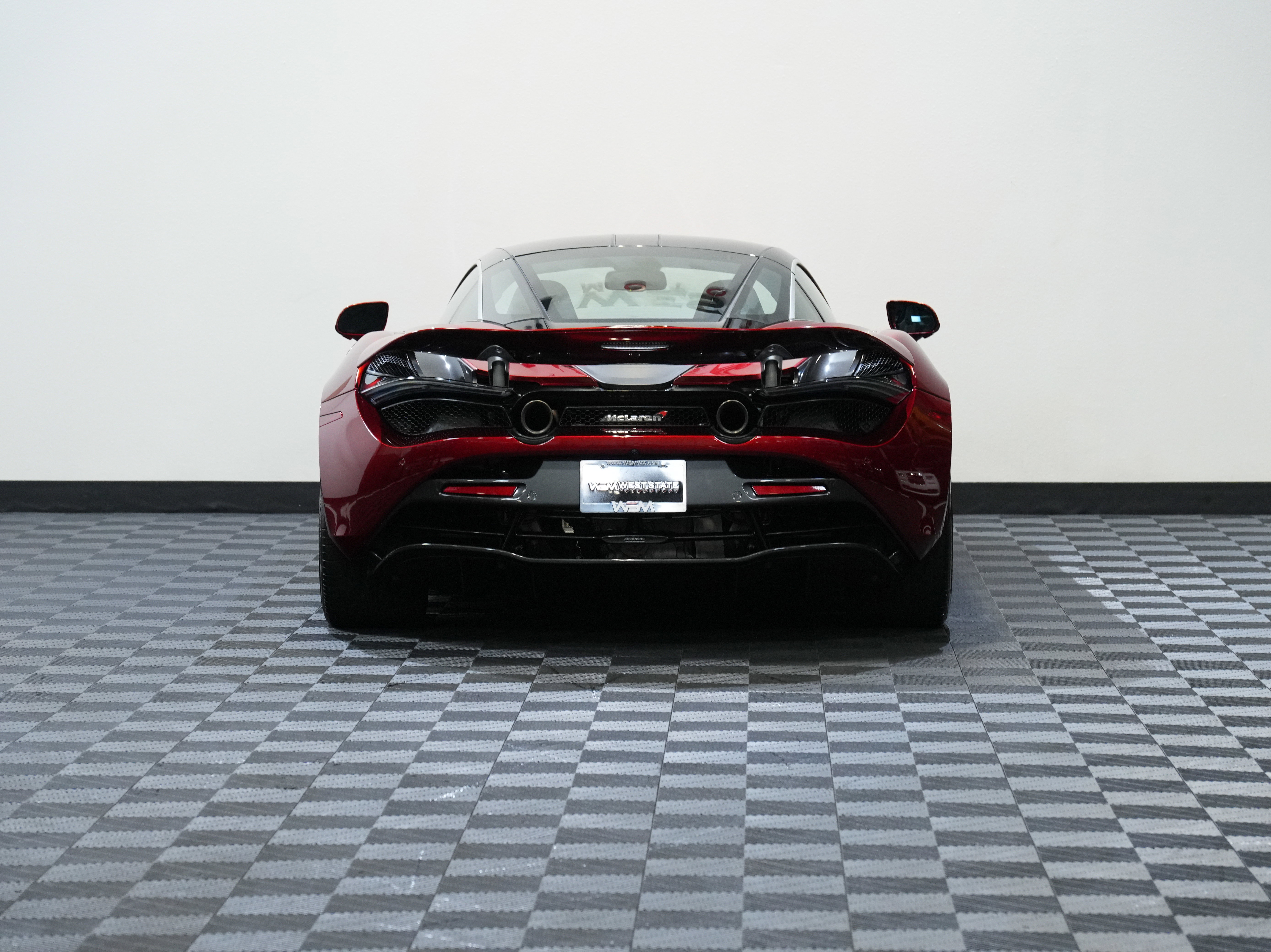 Used 2018 McLaren 720S photo 7