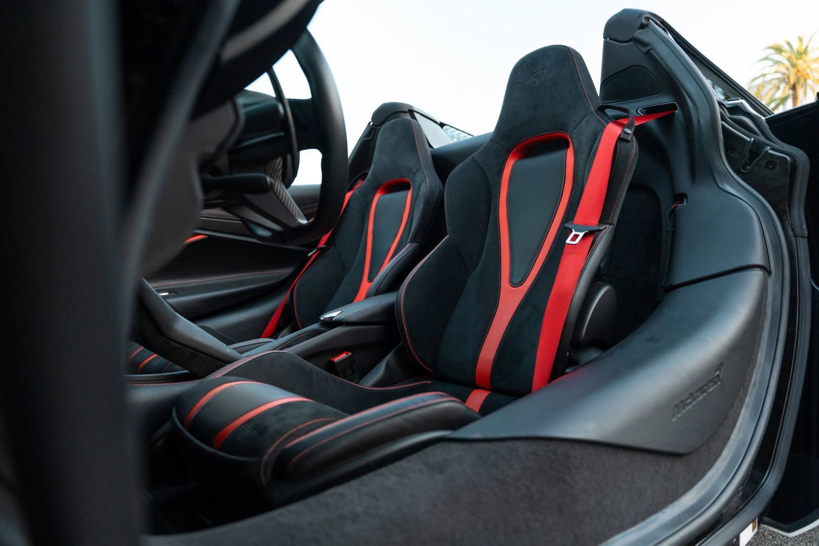 Used 2021 McLaren 720S Spider photo 32