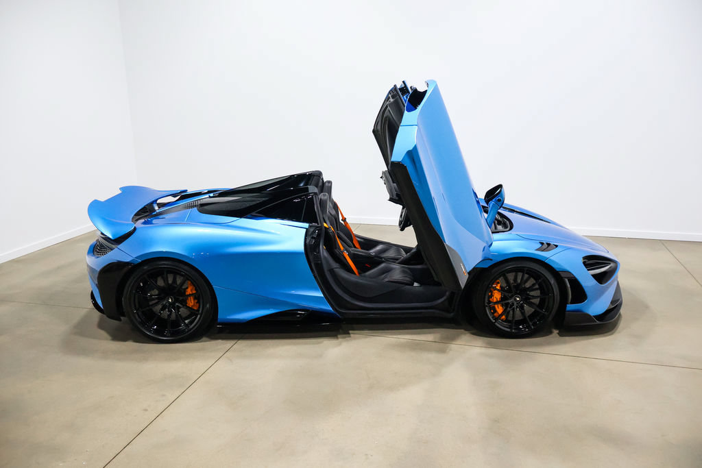 Used 2022 McLaren 765LT photo 75