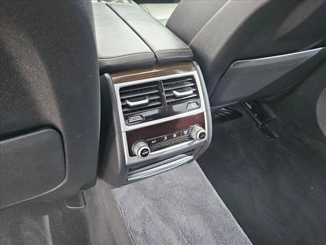 2018 BMW 740e xDrive