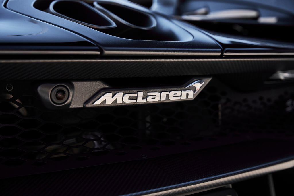 Used 2019 McLaren Senna photo 20