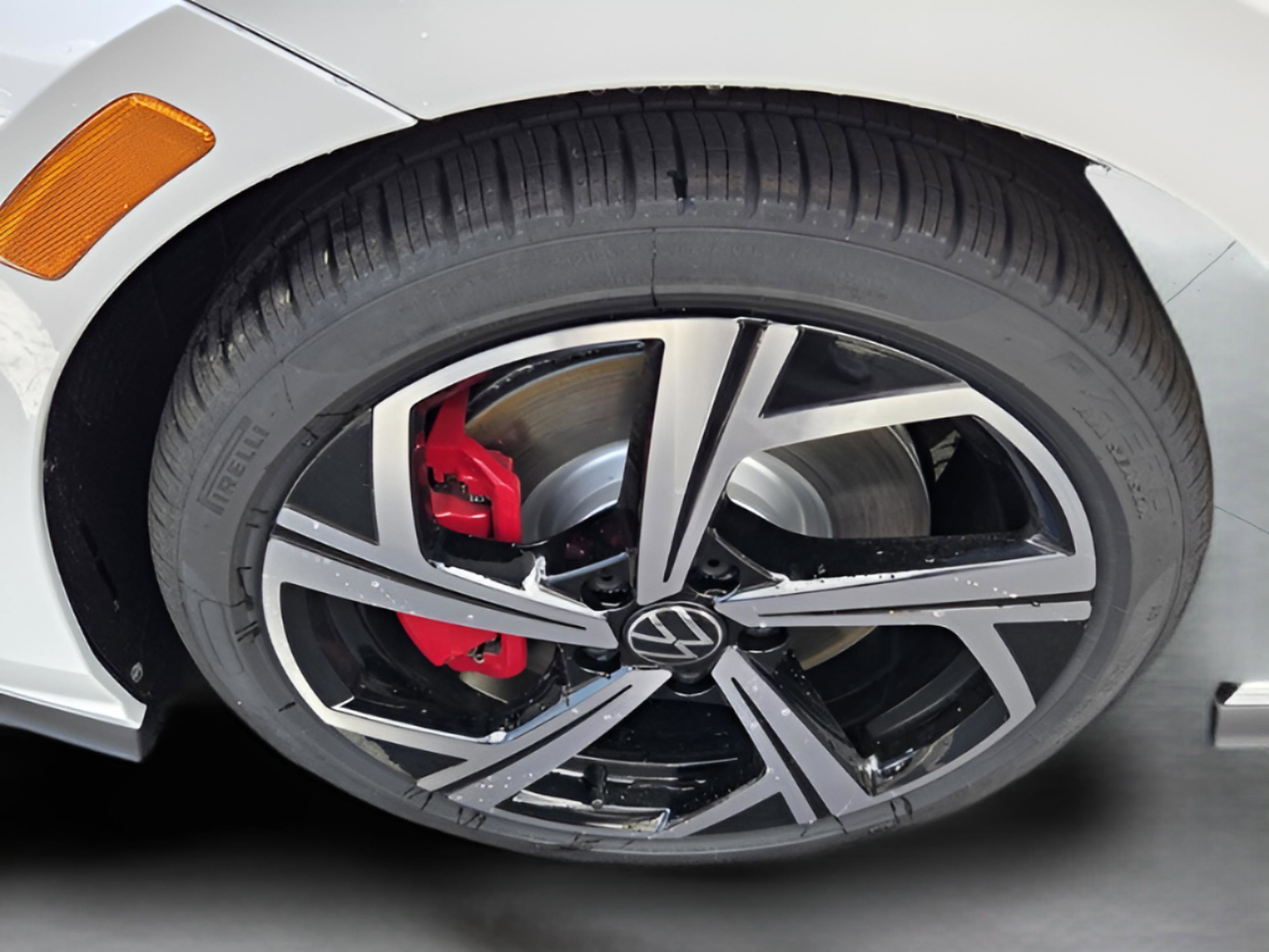 2026 Volkswagen Golf SE